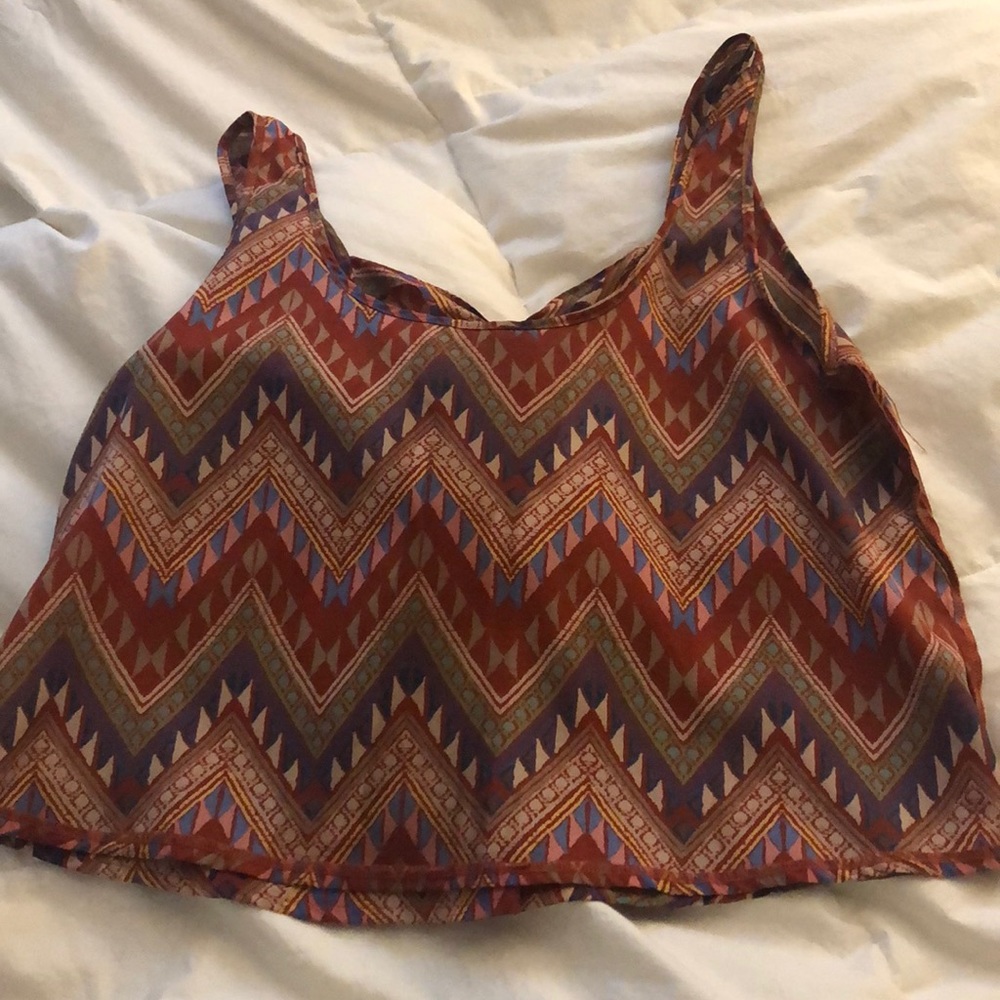 Flirty crop top!